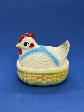 Vintage Ceramic Hen on a Nest White Hen Red Comb & Blue Accent Basket Style Base